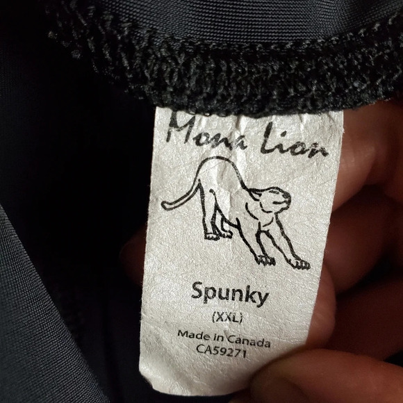 Plus Size Athleisure Capris Spunky Black XXL Mesh Accent Mona Lion Gym Yoga - Picture 2 of 13